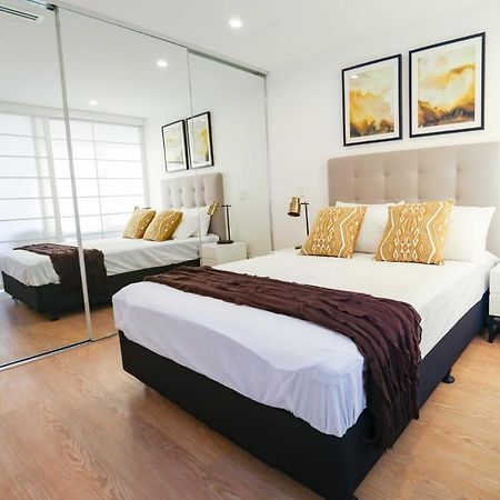 Modern Designers Pad By Serain Residences Brisbane Esterno foto